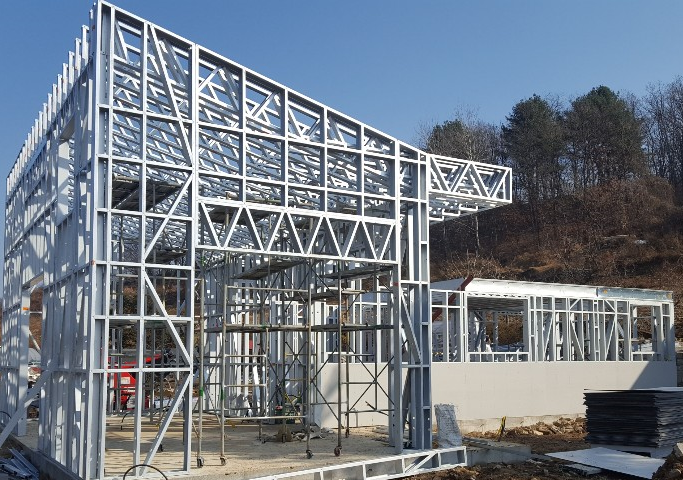 1st Floor Metal Frames Installation